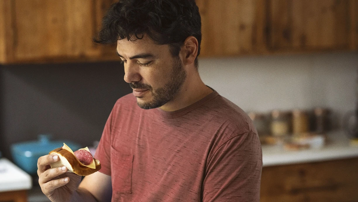 Man eating kitchen 