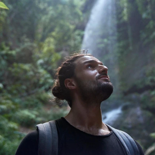 Guy_in_nature
