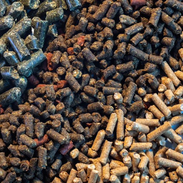 pellets animal food