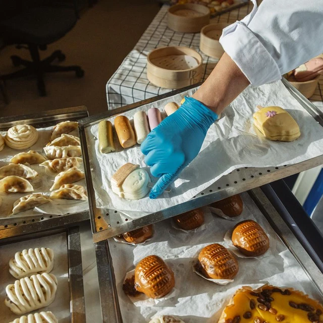 Baking bakery pastries