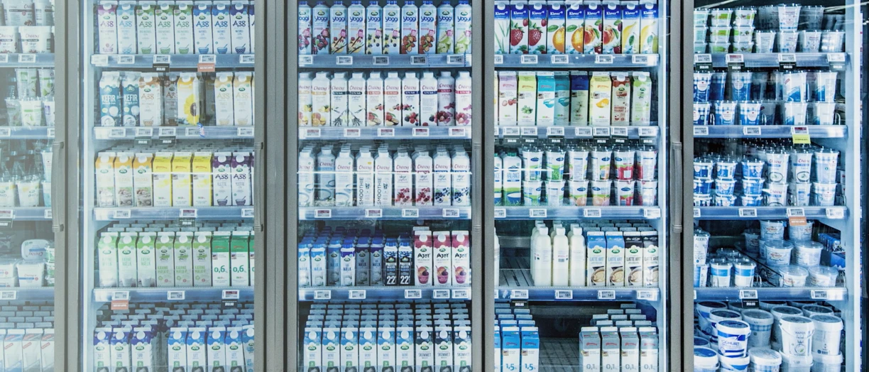 supermarket dairy shelves fight against foodwaste