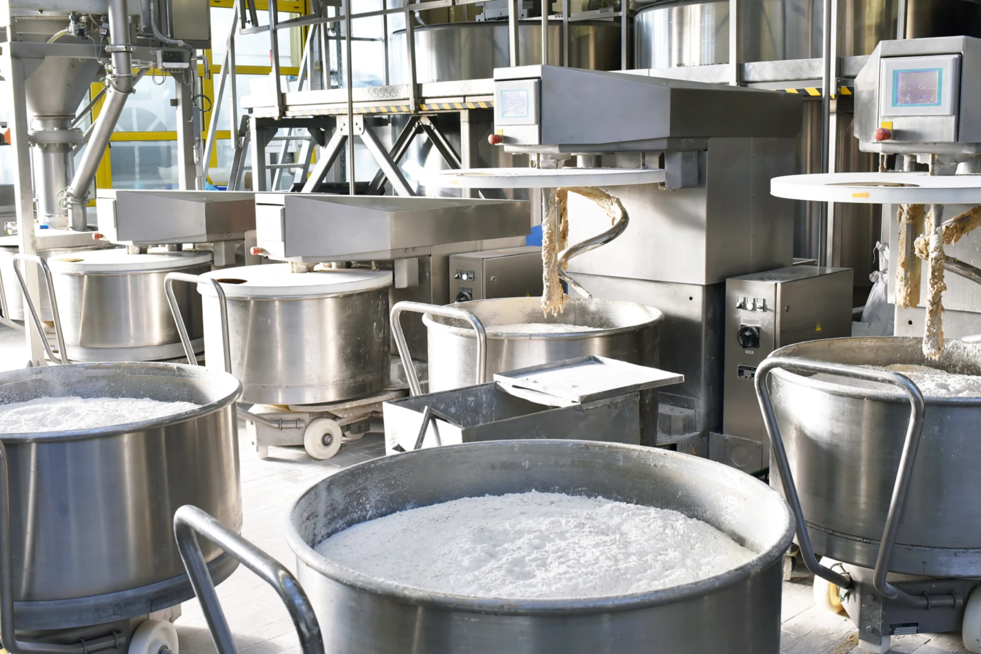 Industrial baking equipment for dough conditioning 