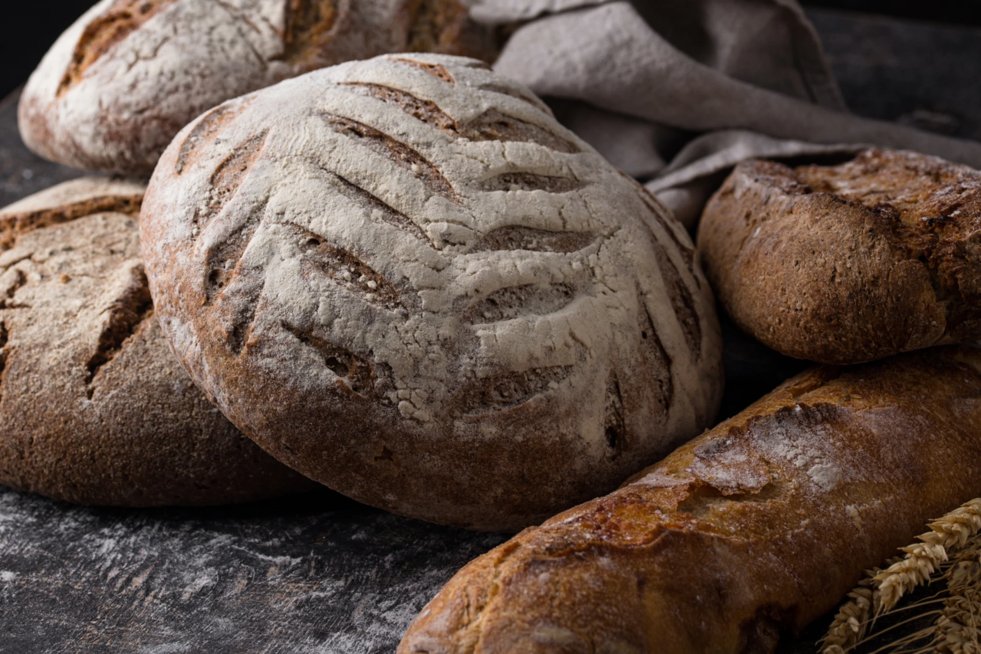 Loaves_of_bread.