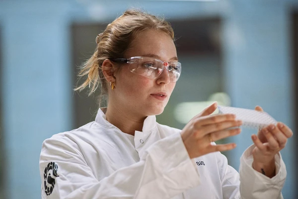 woman lab