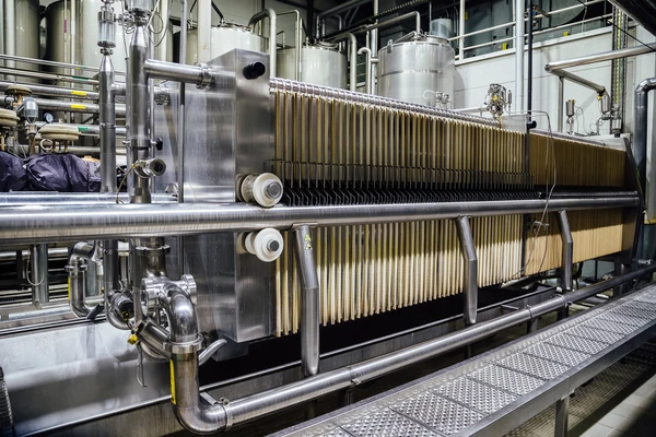 Filtration tank in a brewery