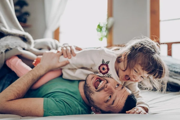 dad and daughter