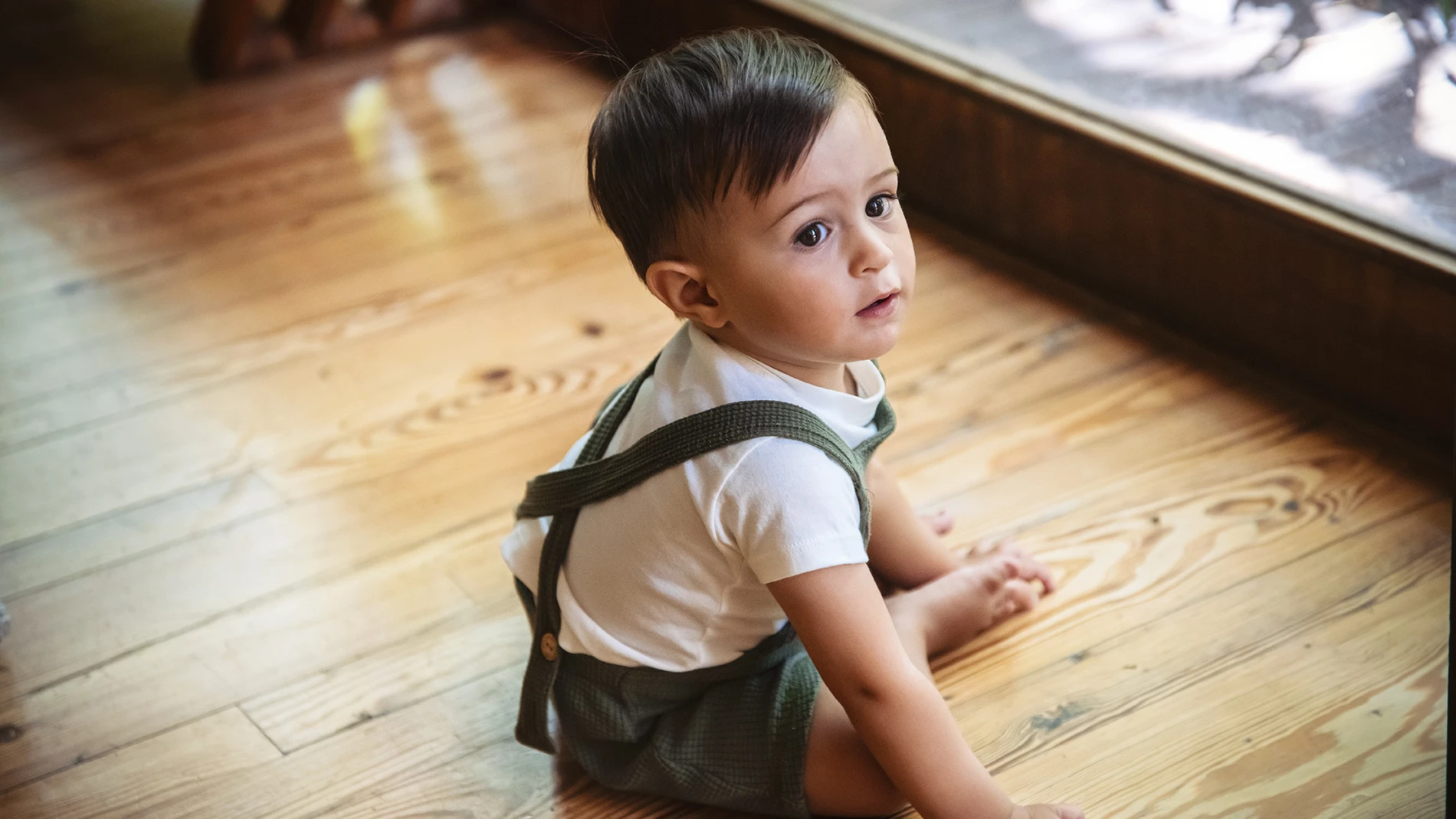 toddler-boy-ball